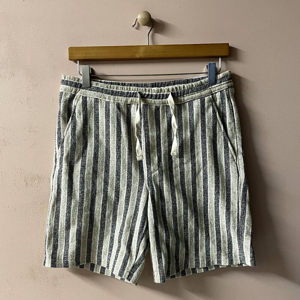Zara Striped Black and Cream Women Shorts